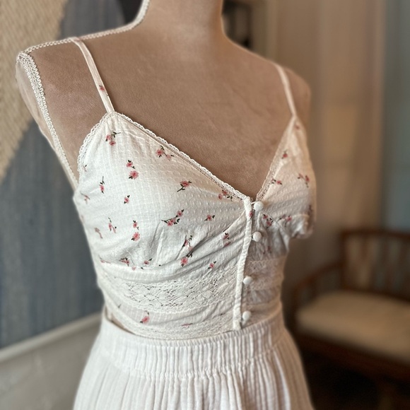 NWT Aeropostale White Floral CottageCore Bralette - Picture 5 of 11